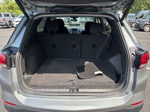 Used 2024 Chevrolet Equinox LT image 8