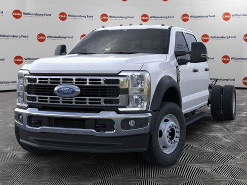 New 2026 Ford F550 4x4 Crew Cab image 2