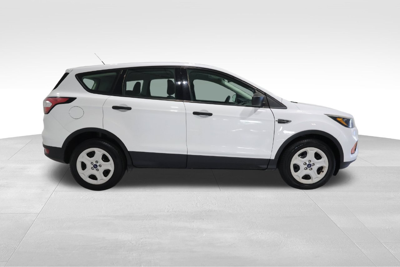 Used 2018 Ford Escape S FWD image 4