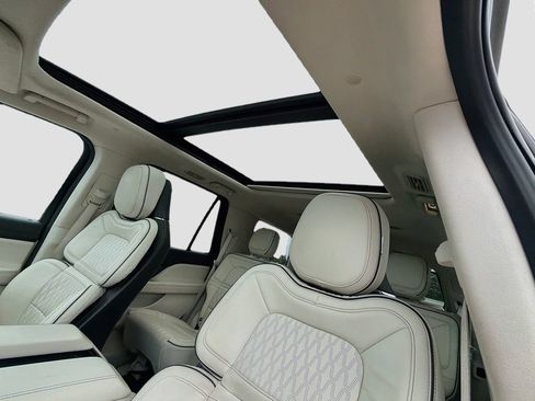 Used 2021 Lincoln Navigator Black Label AWD/4WD image 25