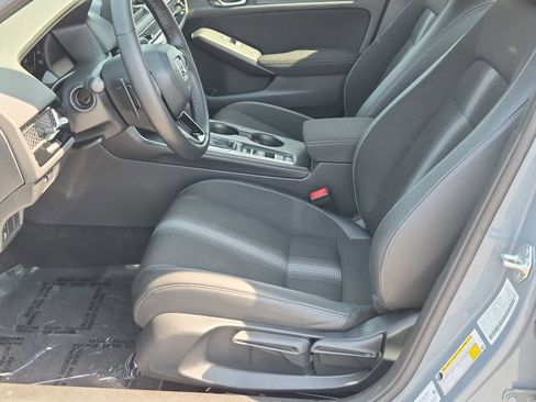 Used 2023 Honda Civic Sport image 17