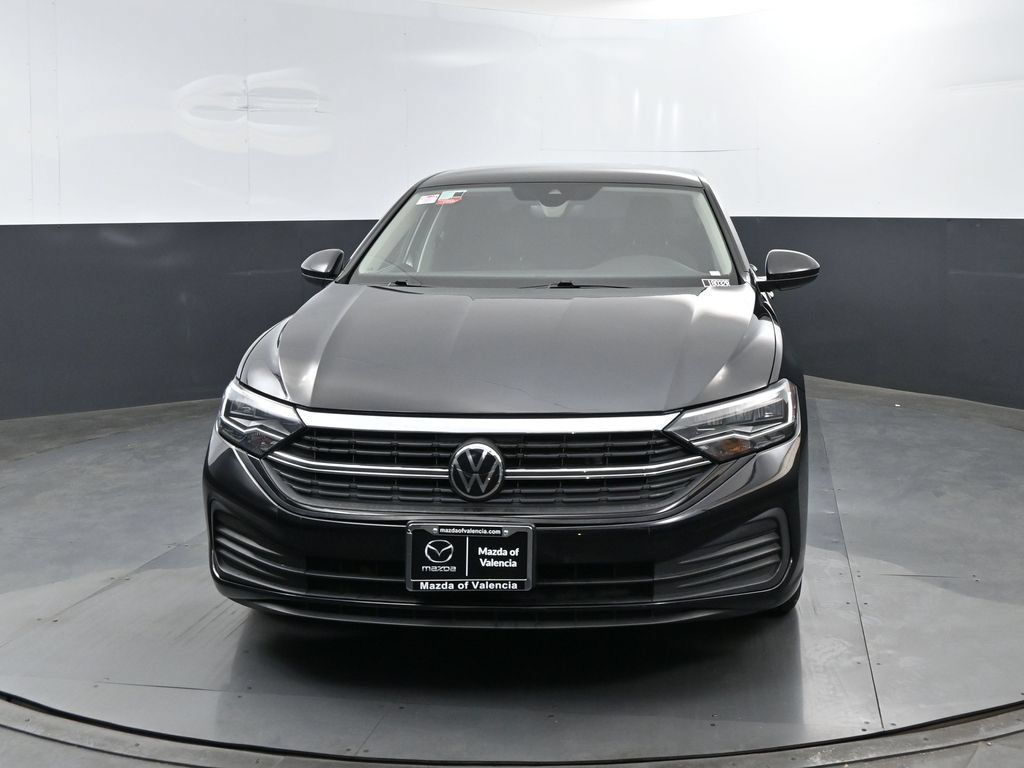 Used 2024 Volkswagen Jetta S FWD image 2