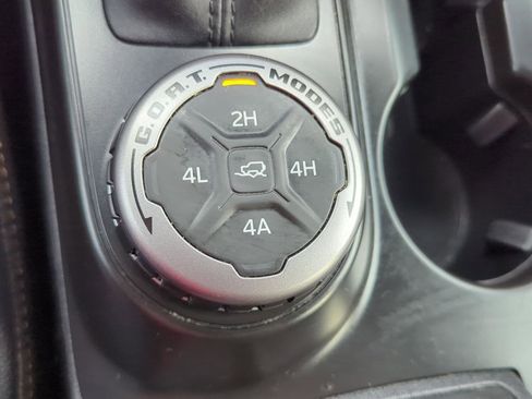 Used 2024 Ford Bronco Badlands image 26