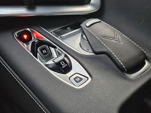 Used 2025 Chevrolet Corvette Z06 image 17