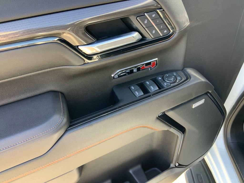 Used 2022 GMC Sierra 1500 AT4 w/ AT4 Premium Package AWD/4WD image 14