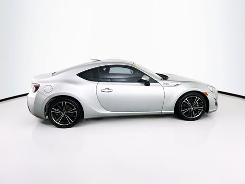 Used 2013 Scion FR-S RWD image 10