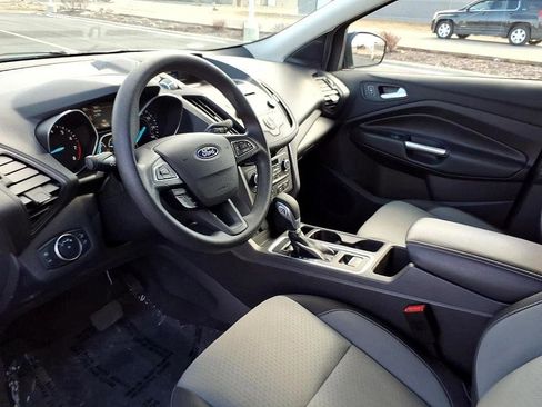 Used 2018 Ford Escape SE image 14