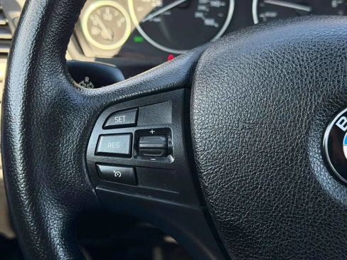 Used 2015 BMW 320i Sedan image 15