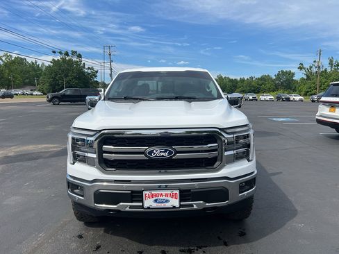 Used 2025 Ford F150 Lariat w/ Equipment Group 501A Mid AWD/4WD image 3