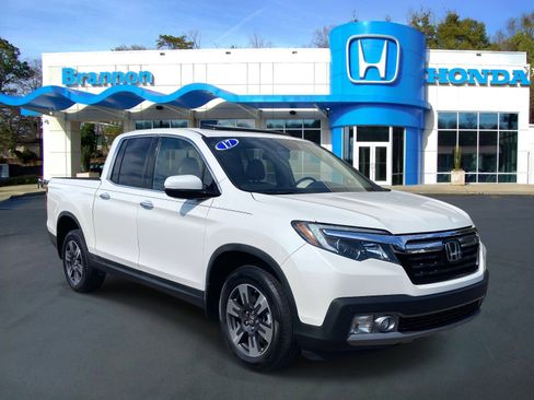 Certified 2017 Honda Ridgeline RTL-E image 1