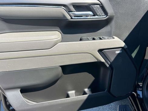 New 2025 Chevrolet Silverado 1500 ZR2 w/ Technology Package AWD/4WD image 21