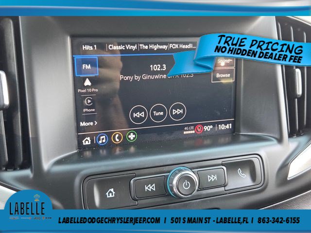 Used 2024 GMC Terrain SLE w/ Driver Convenience Package FWD image 24