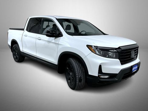 Used 2022 Honda Ridgeline Black Edition image 3