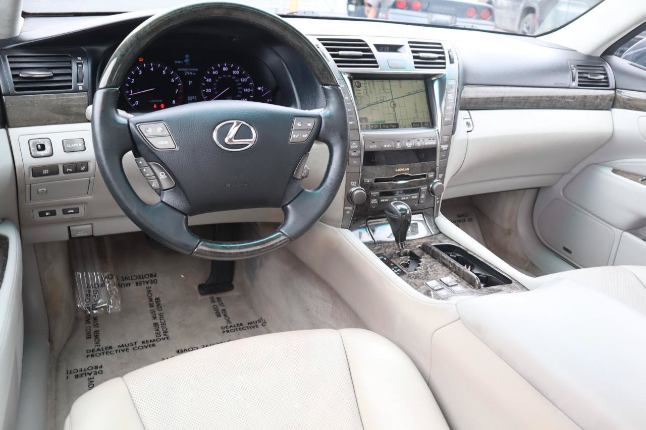 Used 2007 Lexus LS 460 L RWD image 16