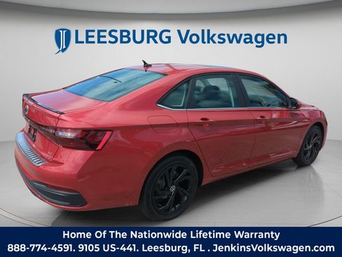 New 2026 Volkswagen Jetta SE FWD image 6