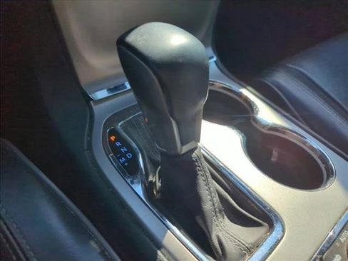 Used 2019 Jeep Grand Cherokee Overland image 7