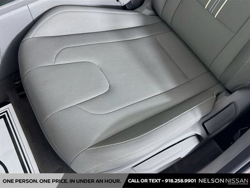 Used 2025 Hyundai Elantra Sport FWD image 18