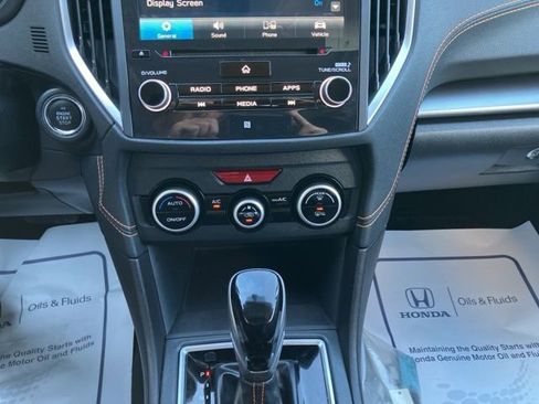 Used 2023 Subaru Crosstrek 2.5i Limited w/ Moonroof Package AWD/4WD image 21