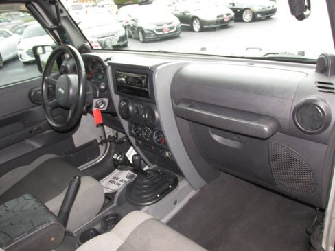 Used 2007 Jeep Wrangler X AWD/4WD image 18