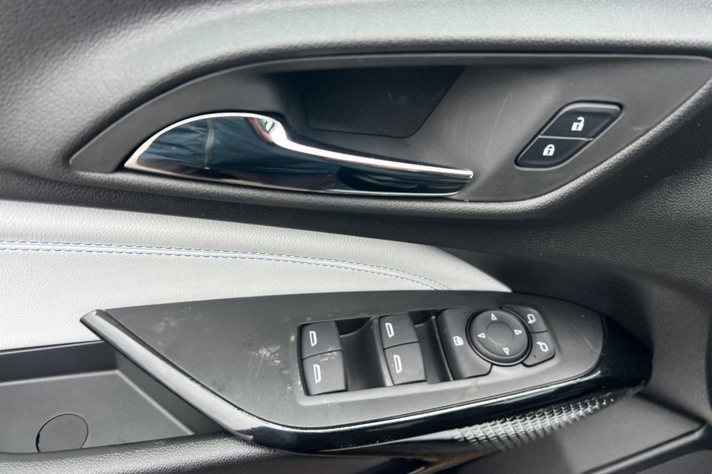 New 2026 Chevrolet Trax LT w/ Driver Confidence Package FWD image 8