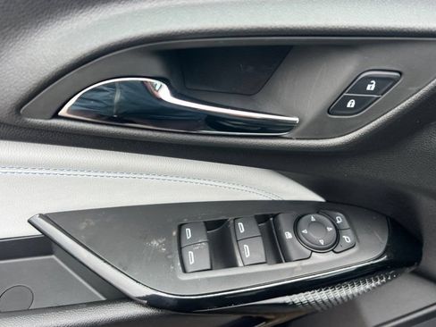 New 2026 Chevrolet Trax LT w/ Driver Confidence Package FWD image 8