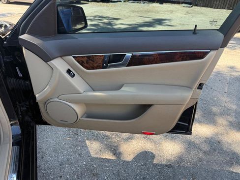 Used 2012 Mercedes-Benz C 300 4MATIC Sedan image 36