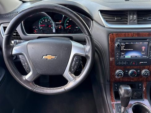 Used 2014 Chevrolet Traverse LT w/ All-Star Edition AWD/4WD image 14
