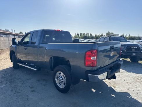 Used 2011 Chevrolet Silverado 2500 LT w/ Interior Plus Package image 7