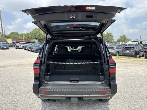 Certified 2025 Toyota 4Runner TRD Off-Road Premium w/ Tow Technology Package AWD/4WD image 21