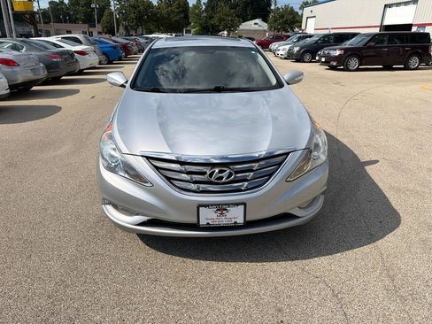 Used 2011 Hyundai Sonata Limited w/ Navigation Pkg 5 FWD image 3
