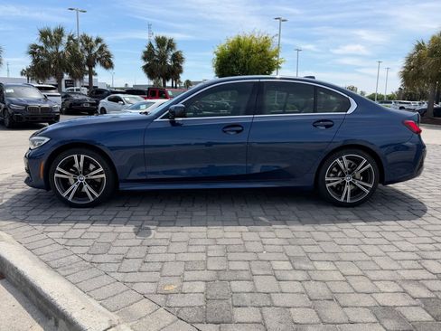 Used 2021 BMW 330i Sedan w/ Premium Package image 12