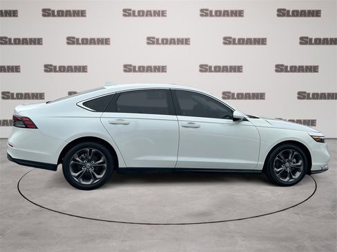 Used 2023 Honda Accord EX image 6