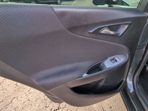 Used 2017 Chevrolet Malibu LS image 10