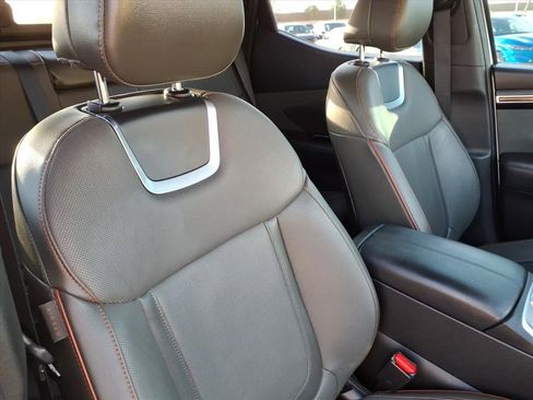 Used 2023 Hyundai Santa Cruz Limited image 12