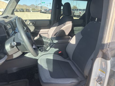 Used 2022 Ford Bronco 4-Door AWD/4WD image 12