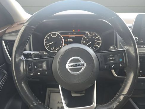 Used 2021 Nissan Rogue SV w/ Premium Package FWD image 13