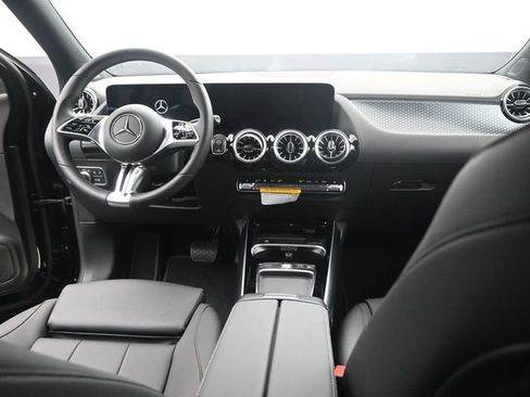 New 2025 Mercedes-Benz GLA 250 image 26