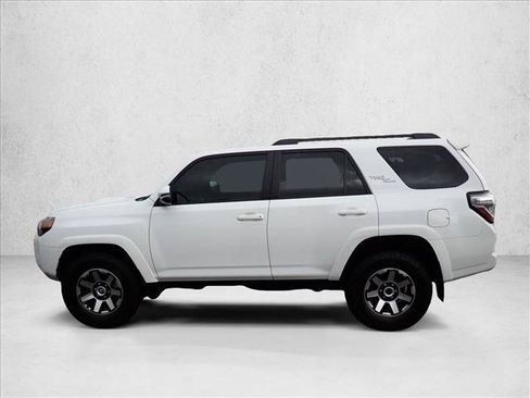 Used 2024 Toyota 4Runner TRD Off-Road Premium w/ Moonroof Package AWD/4WD image 2
