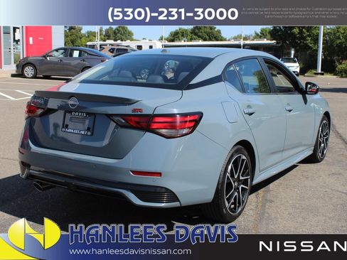 Used 2024 Nissan Sentra SR FWD image 7