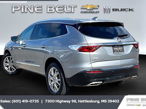 Used 2023 Buick Enclave Premium w/ Experience Buick Package FWD image 2