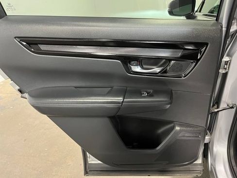 Used 2023 Honda CR-V EX-L image 17