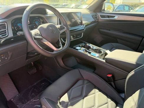 New 2026 Volkswagen Atlas Cross Sport SE AWD/4WD image 15