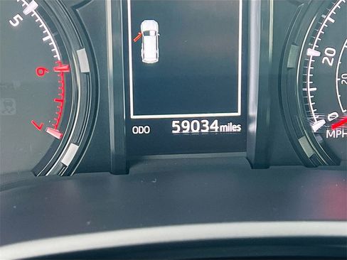 Used 2024 Toyota 4Runner SR5 image 12