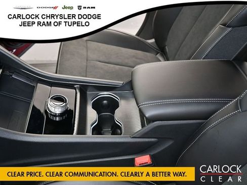 New 2025 Jeep Grand Cherokee Altitude image 18