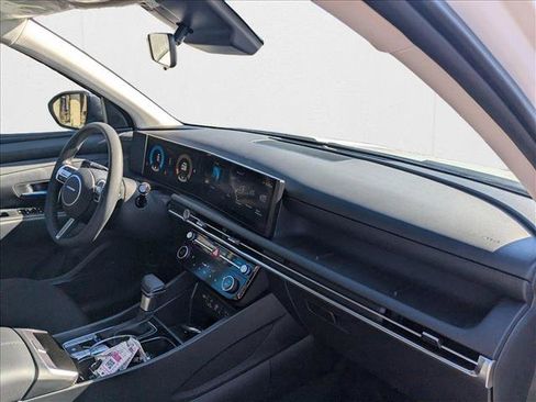 New 2025 Hyundai Tucson SEL image 24