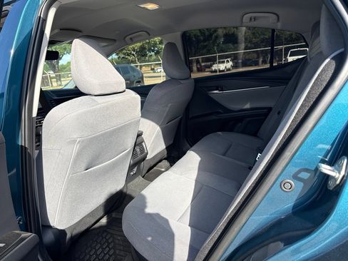 Used 2025 Toyota Camry LE w/ Convenience Package AWD/4WD image 11