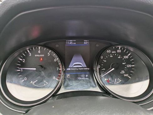 Used 2019 Nissan Rogue SV w/ Sun & Sound Touring Package AWD/4WD image 10