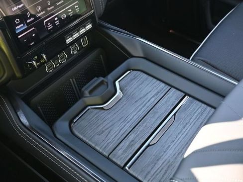 New 2027 RAM 2500 Limited AWD/4WD image 36