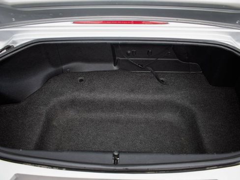 Used 2008 MAZDA MX-5 Miata Touring RWD image 30
