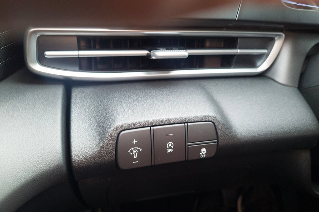 New 2026 Hyundai Elantra SE FWD image 29